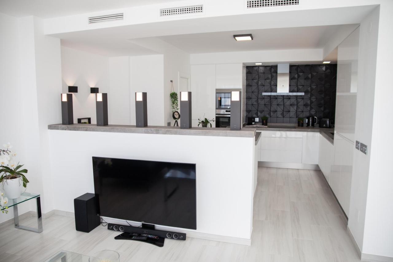 Spacious 200 Sq.M. Penthouse With Sea View Terraces Torremolinos Exterior photo